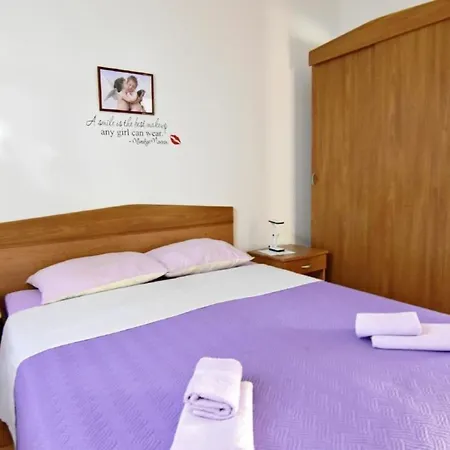 Lejlighed Ferienwohnung In Mit Grill, Terrasse Und Garten *
