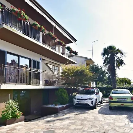 Ferienwohnung In Mit Grill, Terrasse Und Garten Daire